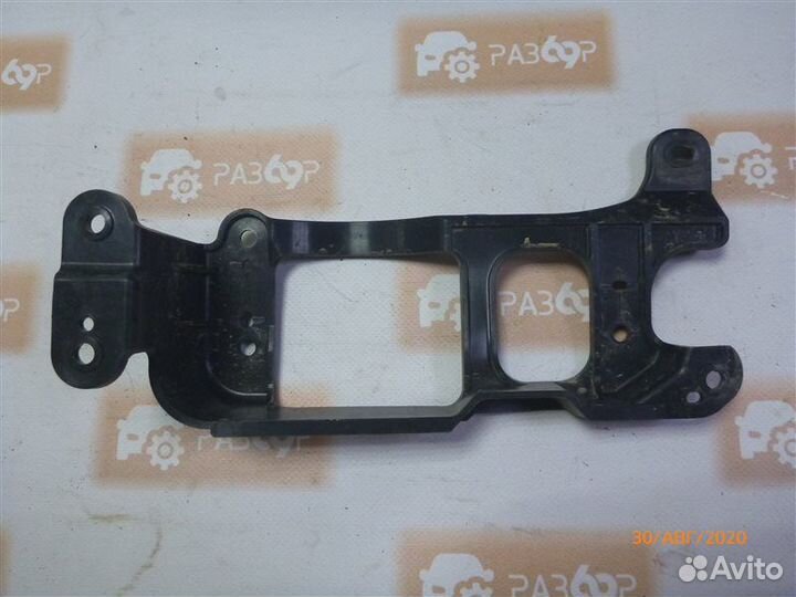 Кронштейн задний левый Honda Pilot YF4 J35Z4 2014