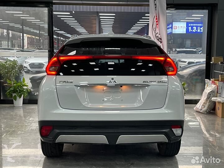 Mitsubishi Eclipse Cross 1.5 CVT, 2020, 32 000 км