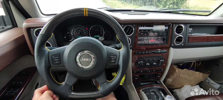 Руль карбоновый jeep commander grand Cherokee wk