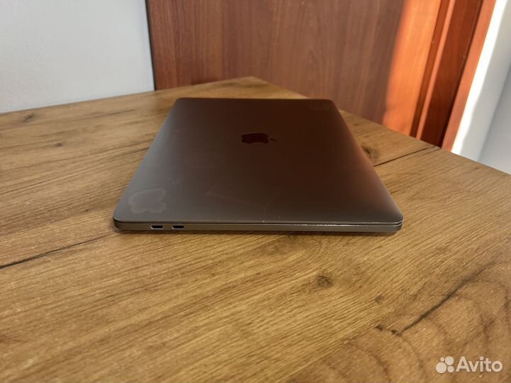 MacBook Pro 13 2020 i5 2.0 16/512 Ростест
