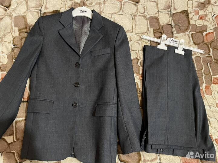 Школьный костюм