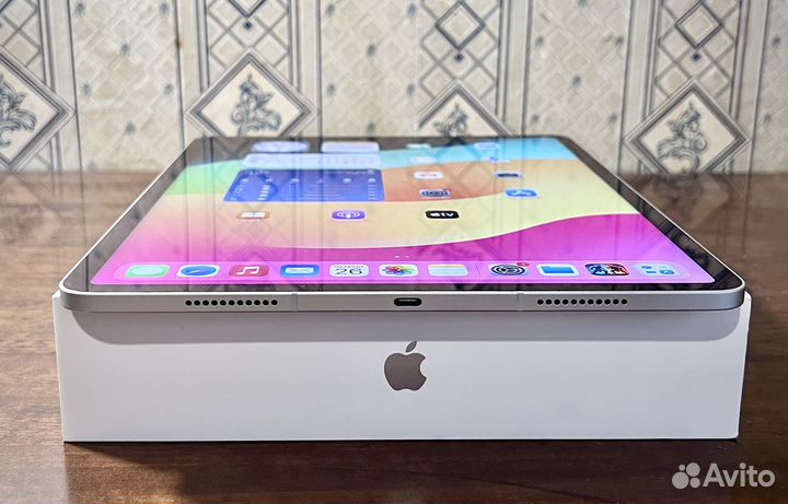 iPad pro 12.9 2021 M1 256Gb sim 5G как новый