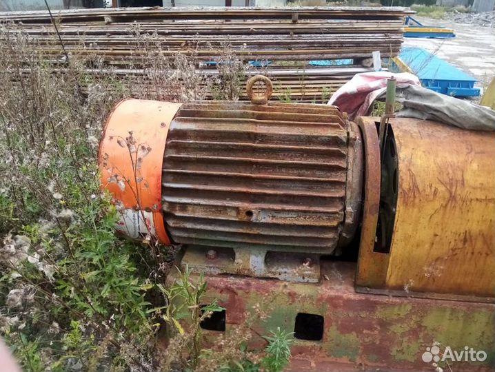 Дробилка измельчения отходов деревообработки