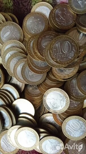 Памятные биметаллические 10-ки