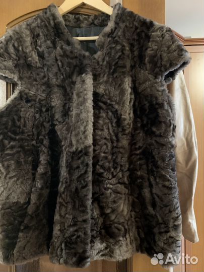 Жилетка меховая женская