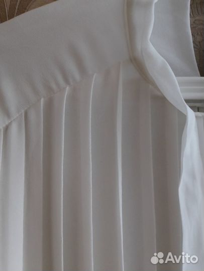 Блузка нарядная женская,белая 50р