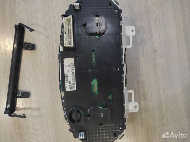 Щиток приборов (приборная панель) nissan Qashqai