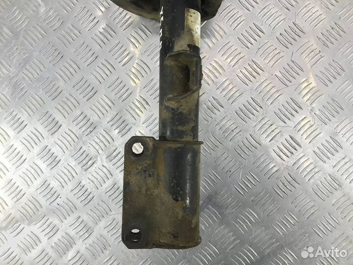 Амортизатор подвески передний правый Bmw Х5 Е53