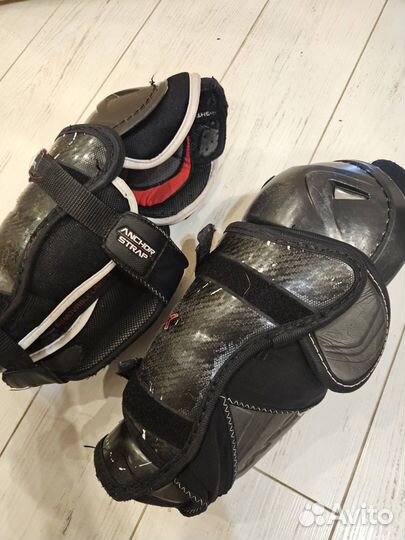 Хоккейные наколенники bauer