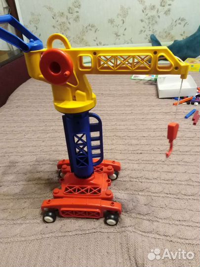 Кран игрушка