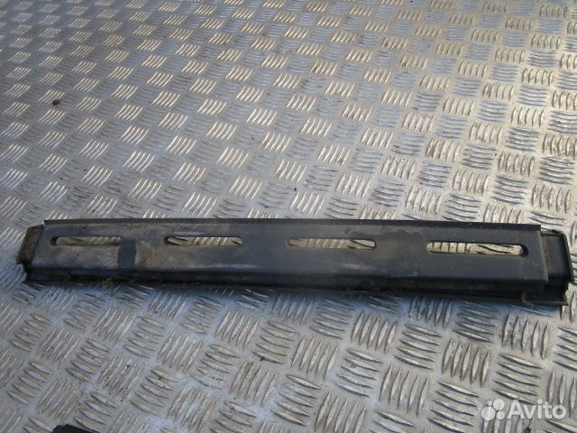 Накладка торпедо MAN 81619500275