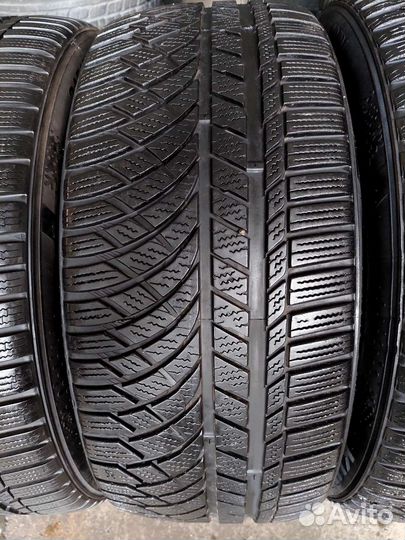 Kumho WinterCraft WP72 245/45 R18 100V