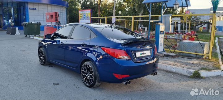 Hyundai Solaris 1.6 AT, 2014, 199 000 км