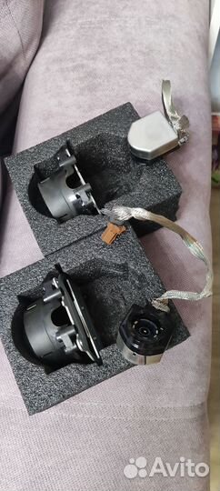 Линзы ксенон (завод) subaru Impreza xv (2010)