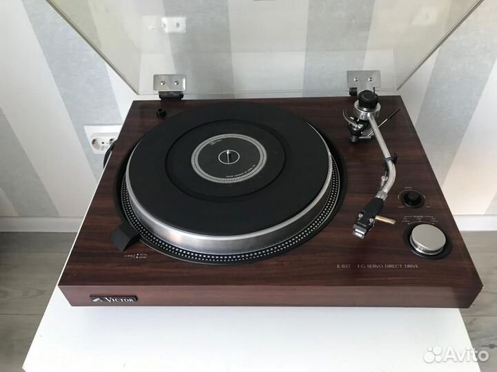 Victor JL-B37R/Sanyo TP-220