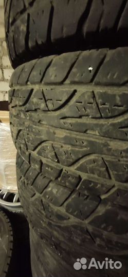 Dunlop Grandtrek AT3 245/70 R16