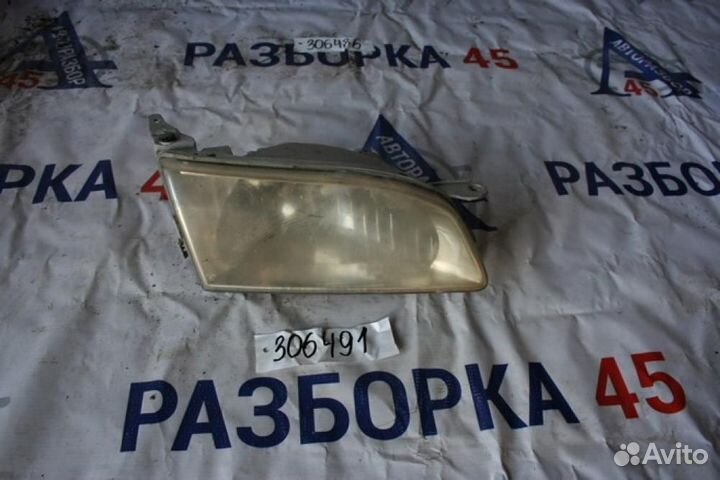 Фара правая для Toyota Corolla 8 1995-2002г