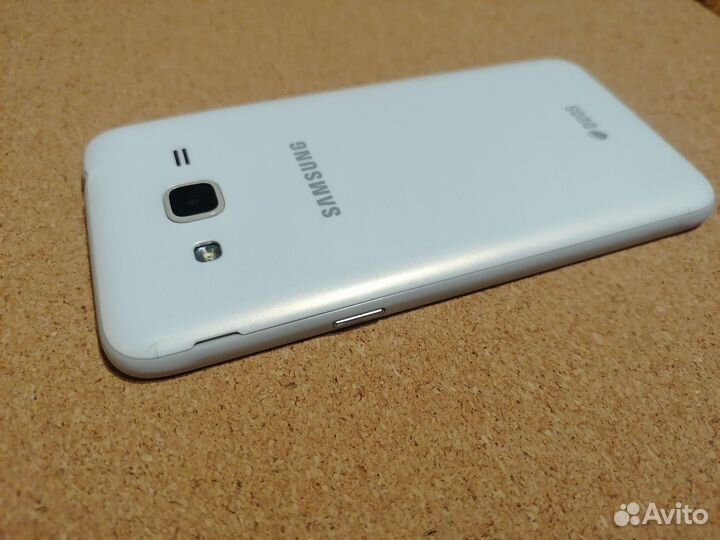 Samsung Galaxy J3 (2016) SM-J320F/DS, 8 ГБ