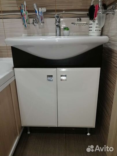 Тумба с раковиной