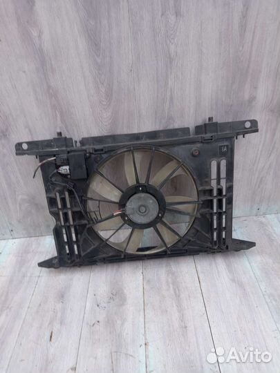 Дифузор Toyota avensis 270