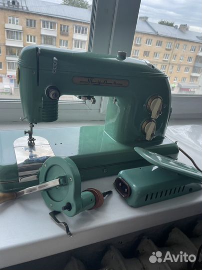 Швейная машина Тула 1