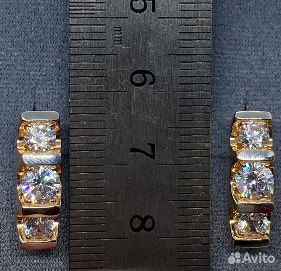 Золотые серьги