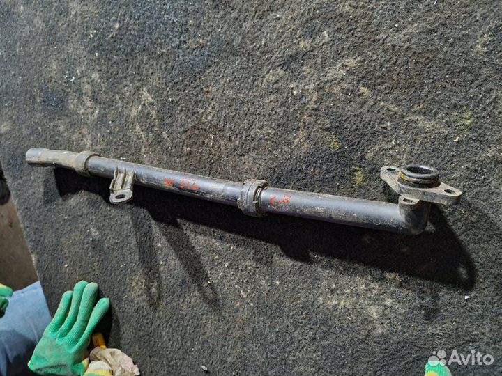 Патрубок системы охлаждения Mercedes-Benz E-Klass