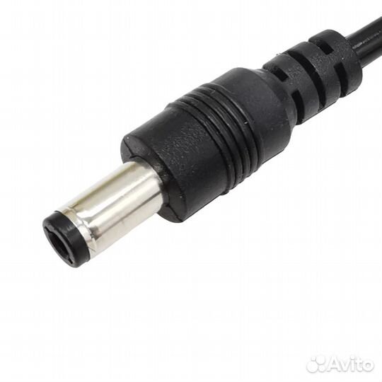Блок питания адаптер универсальный 9V 2A 5,5mm