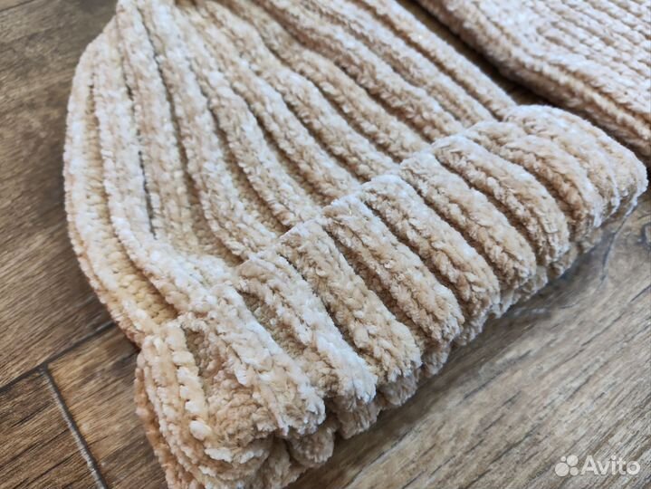 Женский снуд и шапка