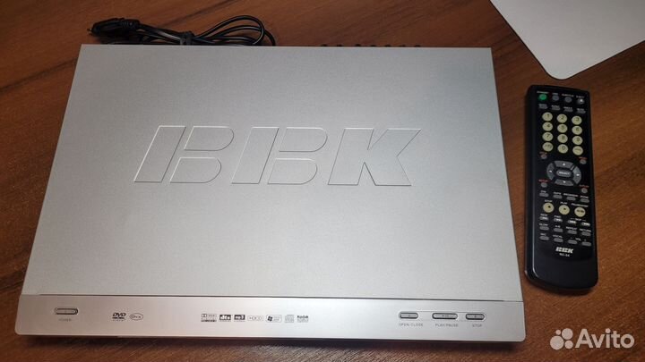 DVD плеер BBK DV516S