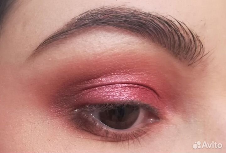 Новые тени Revolution, в слюде