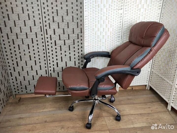 Компьютерное кресло новое