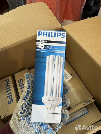 Люминесцентная лампа philips master PL-C 26W/830