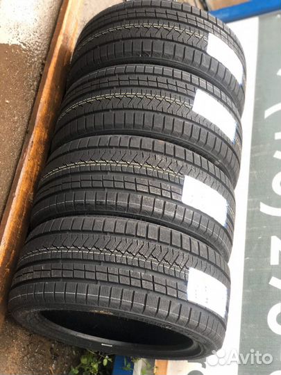 Triangle PL02 255/55 R20 109V