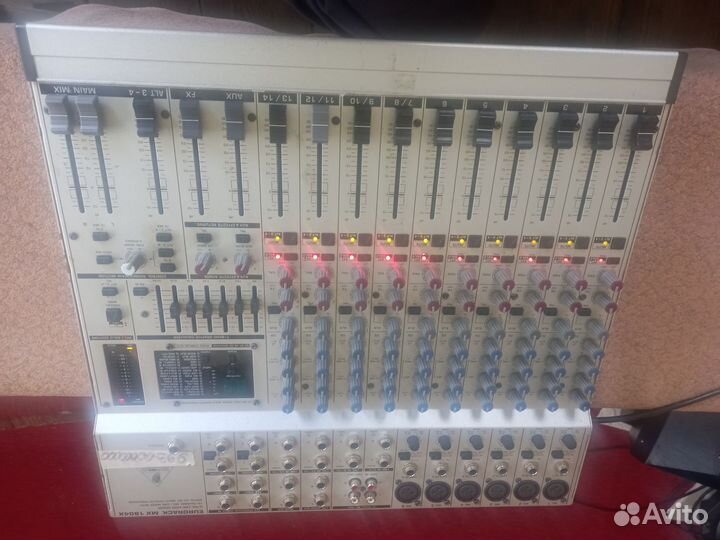 Микшерный пульт behringer MX1804X