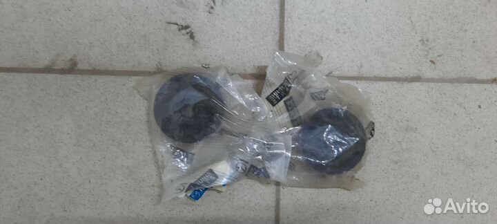 Подушка радиатора 2шт. Mazda Cx-5/2017