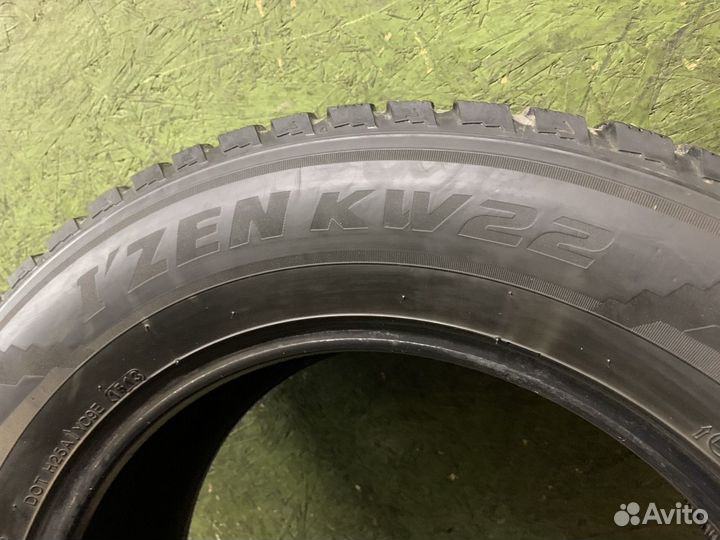 Kumho I'Zen KW22 235/65 R17