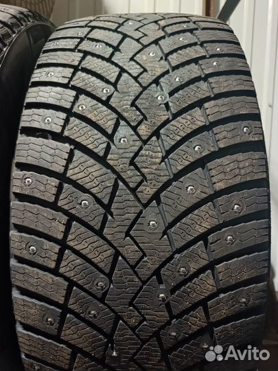 Pirelli Scorpion Ice Zero 2 285/45 R22