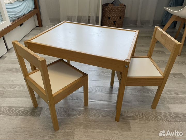 Детский стол и стулья IKEA