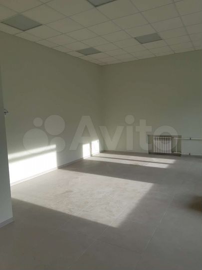 Помещение для торговли или услуг на первой линии