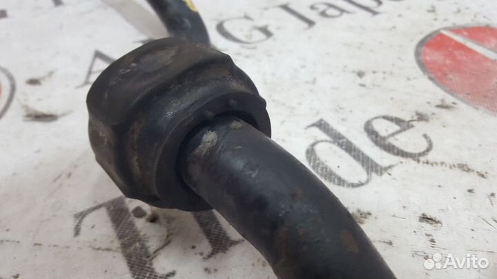 Стабилизатор передний на Mercedes-Benz W140