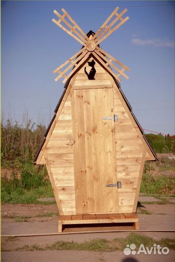 Уличный туалет деревянный SOX556