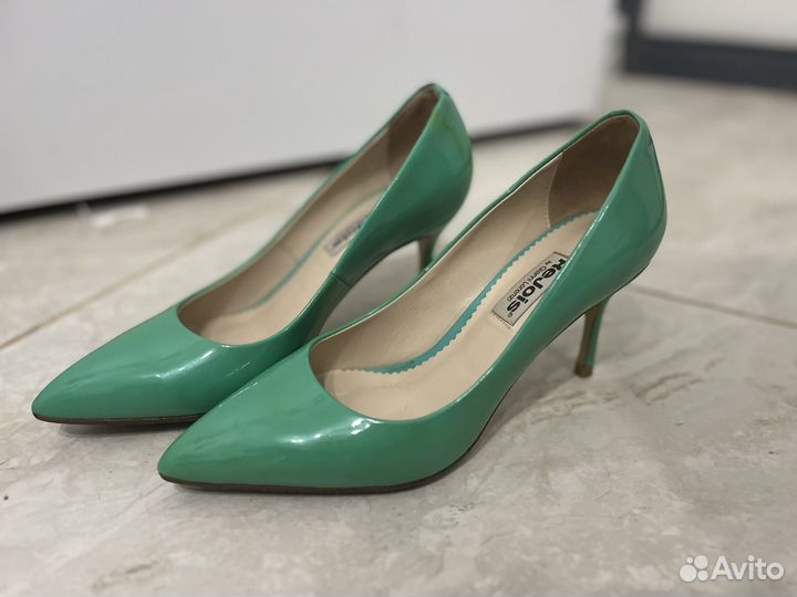 Туфли женские 37,5 натуральная кожа лак RendezVous