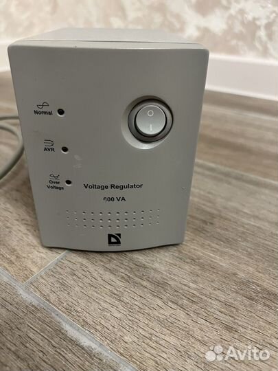 Стабилизатор напряжения