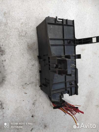 Блок предохранителей Volkswagen phaeton