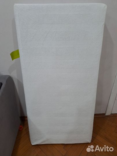 Матрас в детскую кроватку 120 на 60 бу