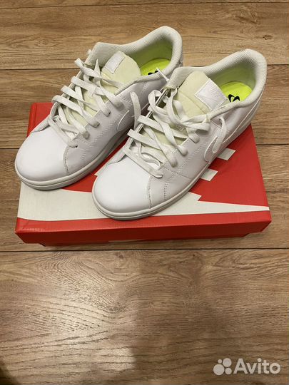 Nike Court Royale 2 low