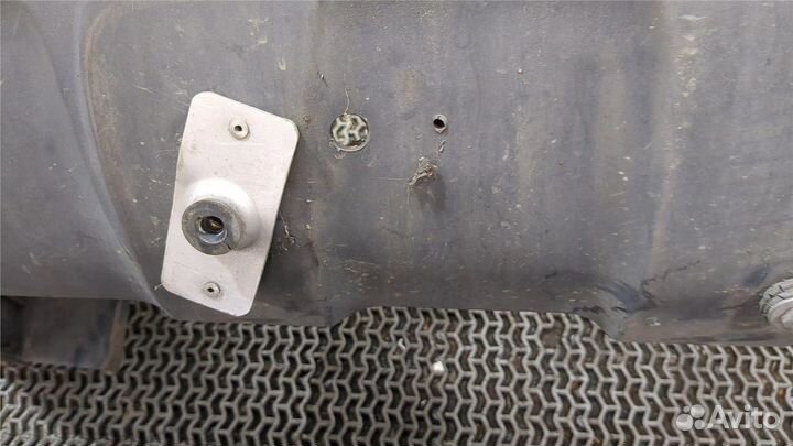 Бампер Ford Maverick, 2002