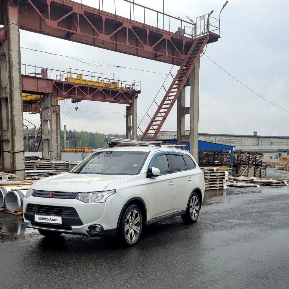 Mitsubishi Outlander: фото владельца