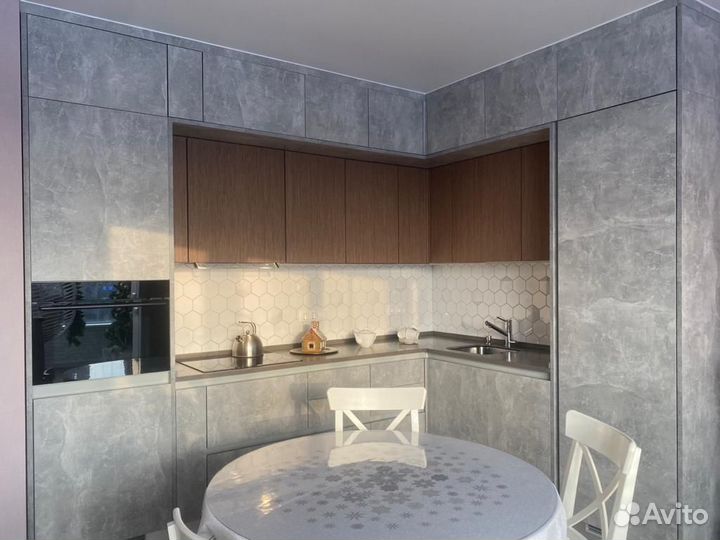 Кухня под потолок из мдф на заказ